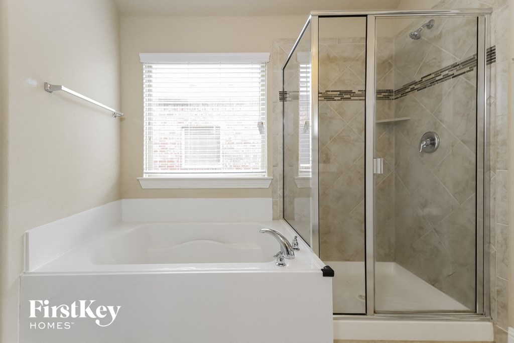 16209 Weymouth Drive Studio House for Rent - Photo Gallery 10