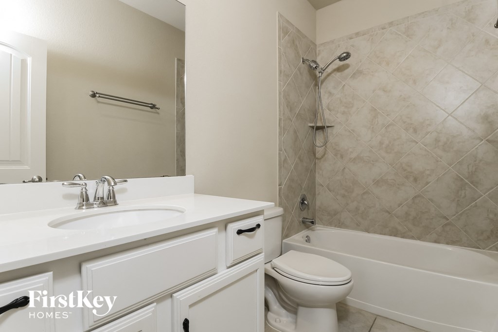 16209 Weymouth Drive Studio House for Rent - Photo Gallery 13