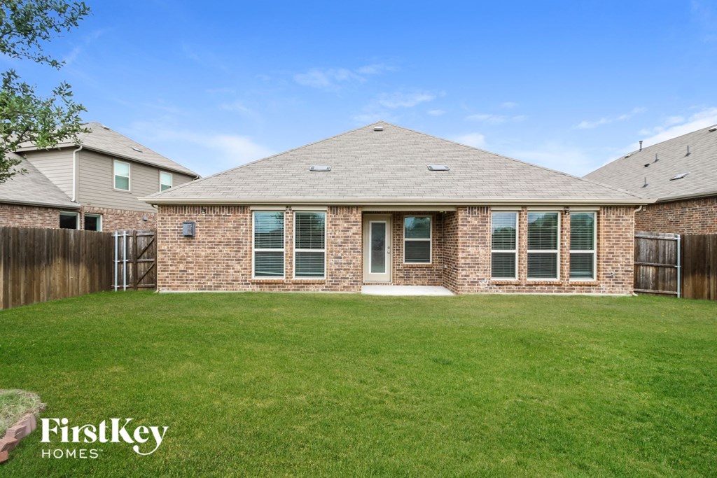 16209 Weymouth Drive Studio House for Rent - Photo Gallery 14