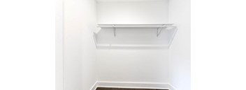 2 Bedrooms, 1 Bathroom