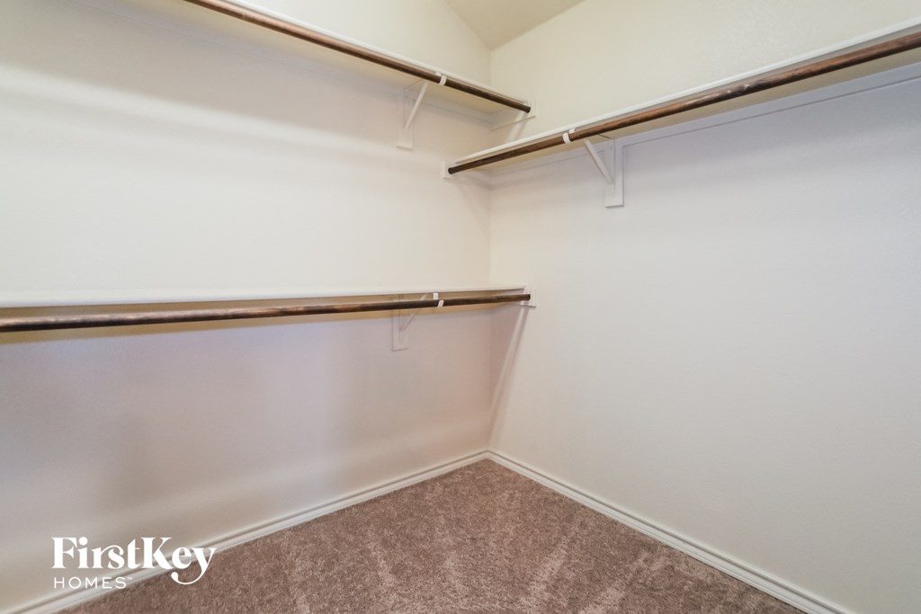 522 Canterbury Park Lane 4 Beds House for Rent - Photo Gallery 9