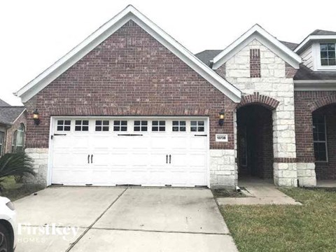 13738 Lake Livingston Drive 4 Beds Apartment for Rent