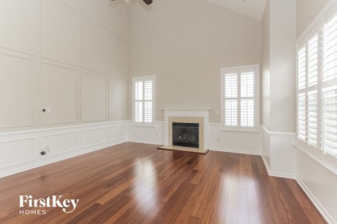869 Brookdale Lane 4 Beds Apartment for Rent