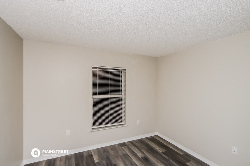 the spacious living room of our studio apartment at university heights apartments