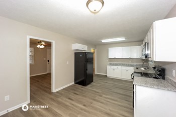 6670 Hoke Ct 3 Beds House for Rent - Photo Gallery 6