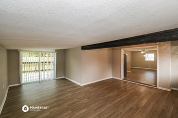 335 BONNLYN DR 3 Beds House for Rent - Photo Gallery 3