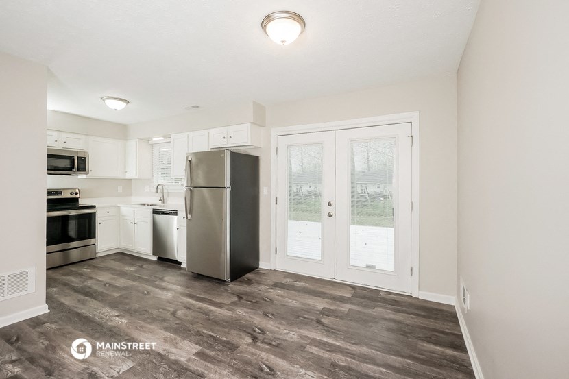 the kitchen of our studio apartment at