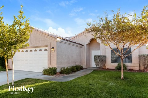 5040 Saint Annes Drive 3 Beds Apartment for Rent