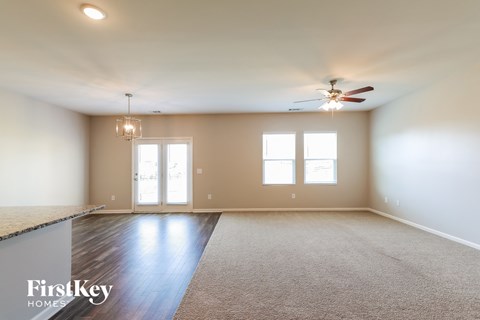 115 Bennett Court 5 Beds Apartment for Rent