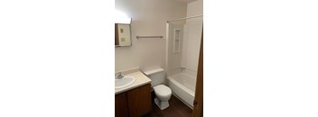 2 Bedrooms, 1 Bathroom