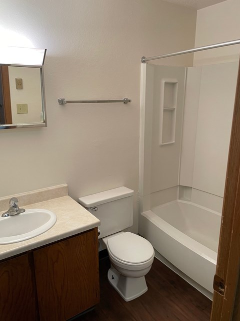 1516,1602,1630 Dakota Drive North Studio-3 Beds Apartment for Rent - Photo Gallery 10