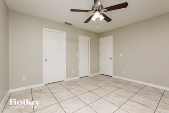 1962 TILBURG AVENUE 3 Beds House for Rent - Photo Gallery 9