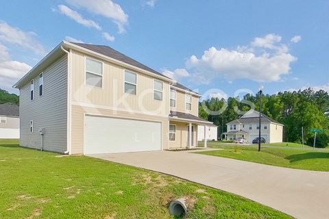 334 Waterfall Rd 4 Beds Apartment for Rent