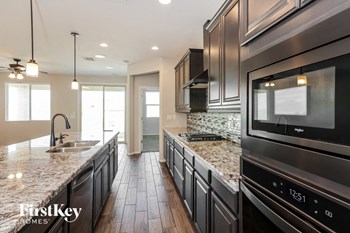 17774 W GRANITE VIEW Drive 3 Beds House for Rent - Photo Gallery 5