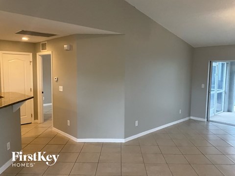 2725 NE 20Th Place 3 Beds Apartment for Rent