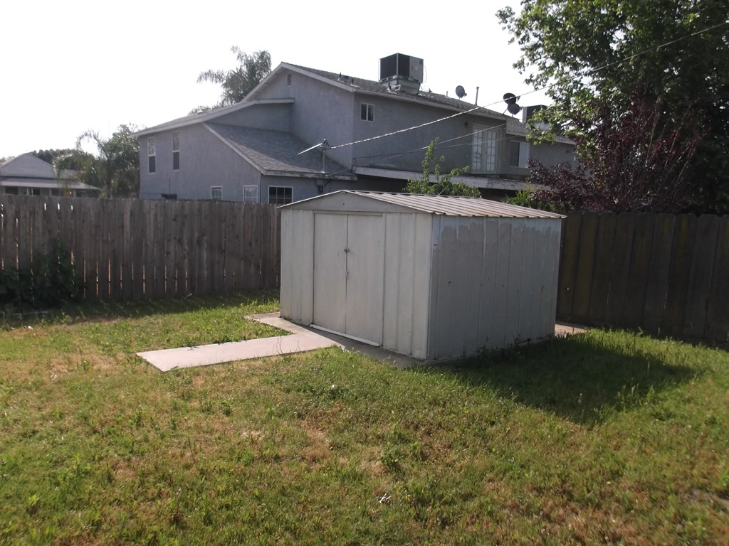 1221 W Kern Ave Rentals Tulare, CA RentCafe