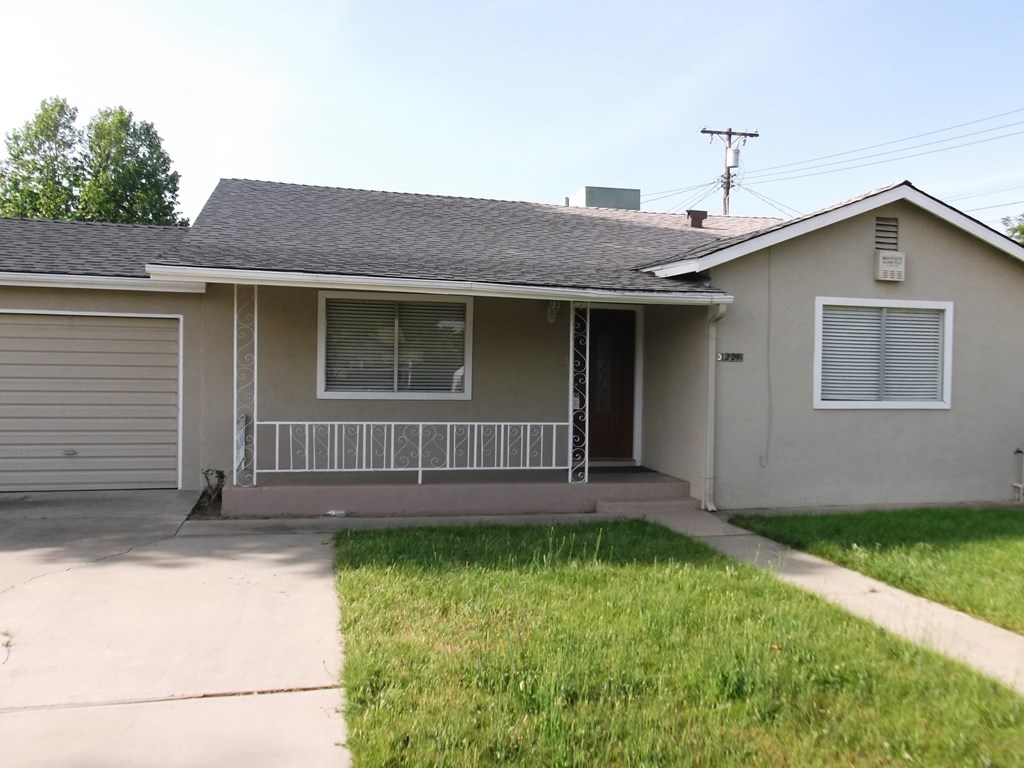 1221 W Kern Ave Rentals Tulare, CA RentCafe