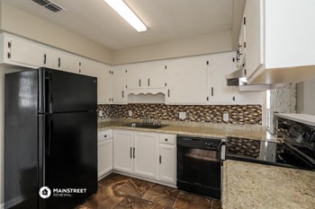 2636 GRAFTON DR 3 Beds House for Rent - Photo Gallery 6