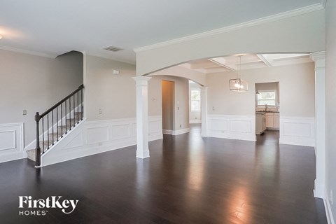 2736 Bluestone Drive SW 4 Beds Apartment for Rent
