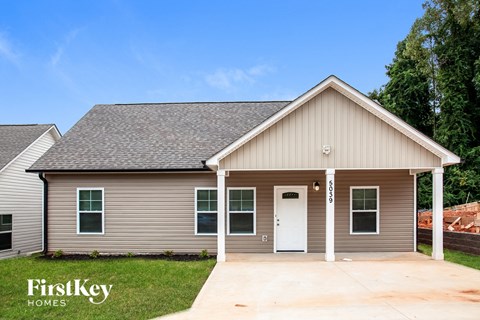 5039 Tuckaseegee Road 3 Beds Apartment for Rent