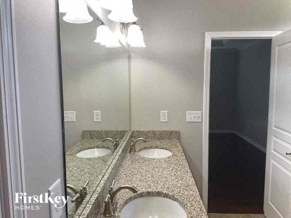956 Woodbury Road 4 Beds House for Rent - Photo Gallery 11