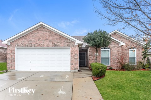 6927 Misty Meadow Lane 3 Beds Apartment for Rent