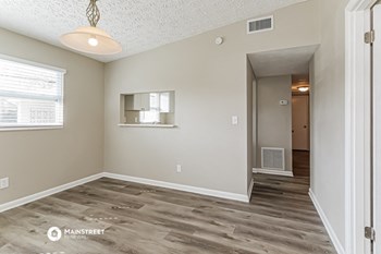 885 Westgate Dr 3 Beds House for Rent - Photo Gallery 3