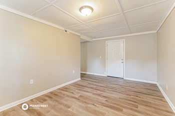 885 Westgate Dr 3 Beds House for Rent - Photo Gallery 5