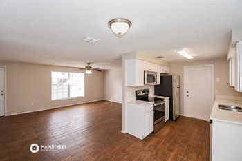 2654 Pinewood Blvd E 3 Beds House for Rent - Photo Gallery 6