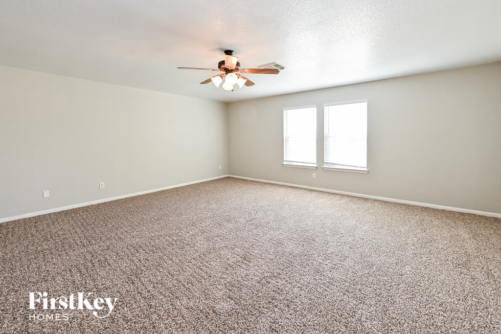 25106 Twister Trail Studio House for Rent - Photo Gallery 9