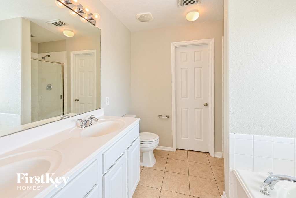 25106 Twister Trail Studio House for Rent - Photo Gallery 11