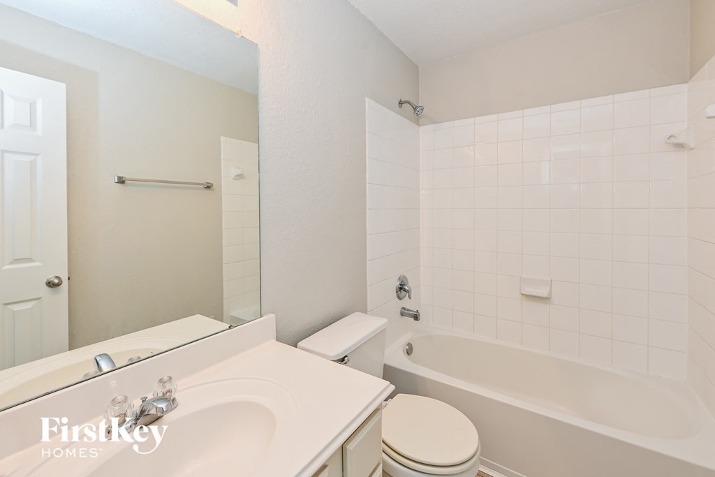 25106 Twister Trail Studio House for Rent - Photo Gallery 14