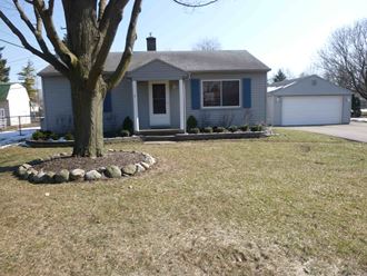 50820 Mile End 2 Beds Apartment for Rent
