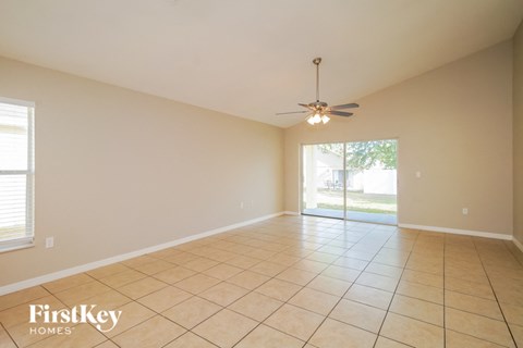 420 ASHLEY PLACE 4 Beds Apartment for Rent