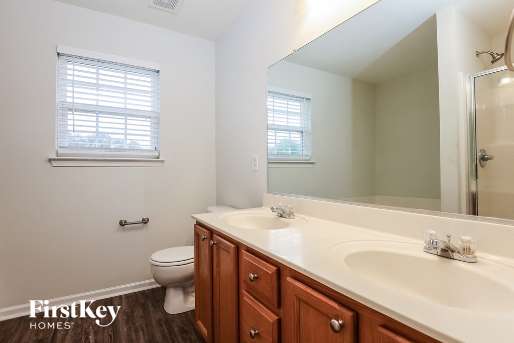 3357 Middlesboro Avenue 4 Beds House for Rent - Photo Gallery 10