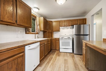 5025 84th St. SW 2-3 Beds Apartment for Rent - Photo Gallery 17