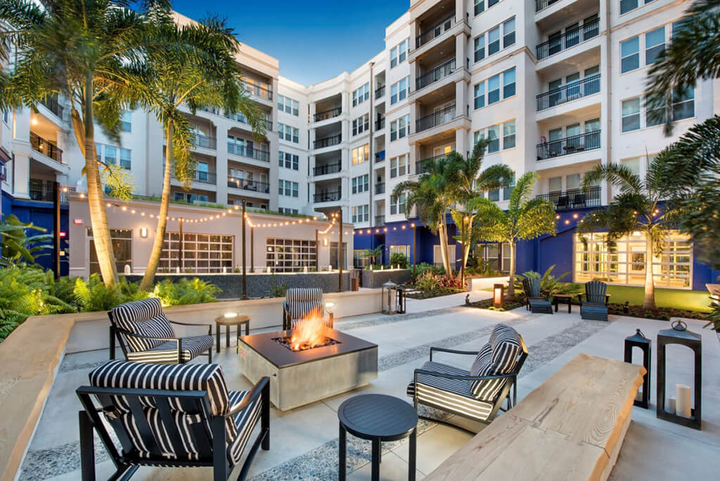 Outdoor patio and fire pit at Maitland City Centre, Maitland, 32751