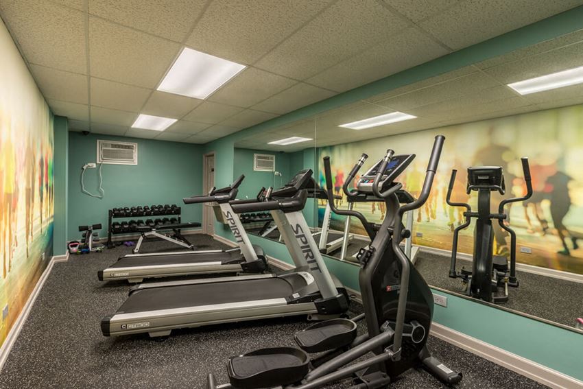 Community Workout Room Community Workout Room