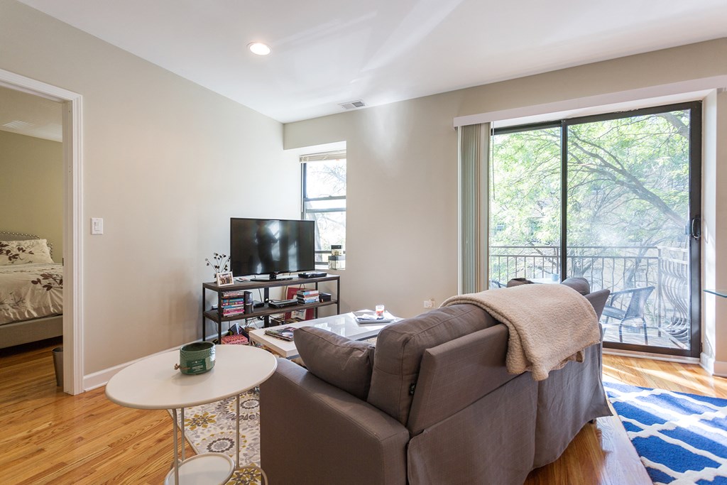 Lincoln Square Commons Living Room