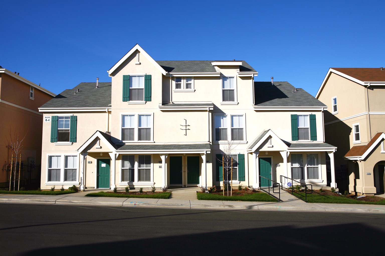 Richmond Village Apartments, 700 S. 26th Street, Richmond, CA RENTCafé