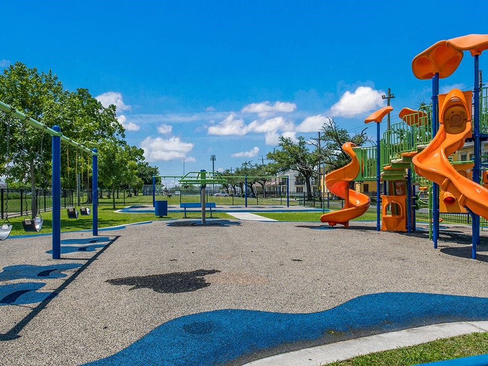 playgrounds at the preserve at ballantyne commons park