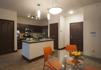 Urban Crest Apartments - San Antonio Luxury