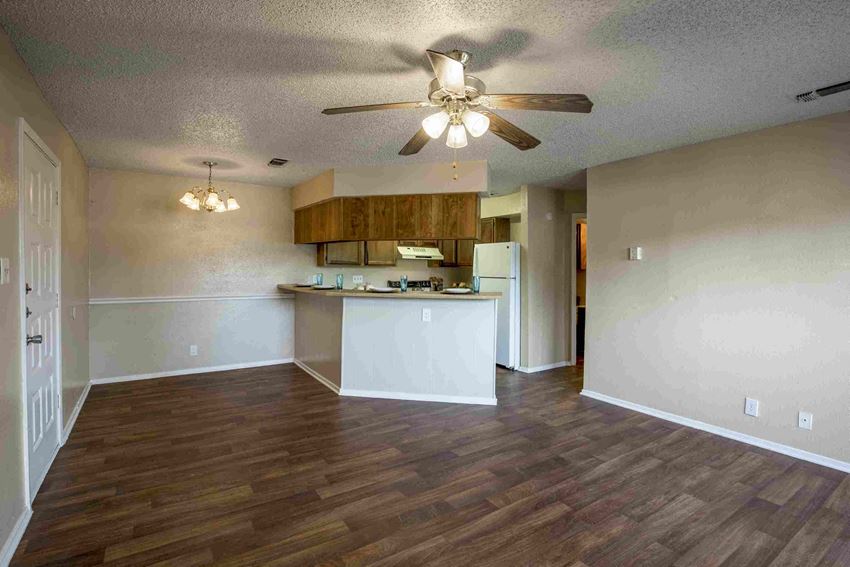 Greenbrier Park Apartments, 2405 S. 13th St., Temple, TX RentCafe