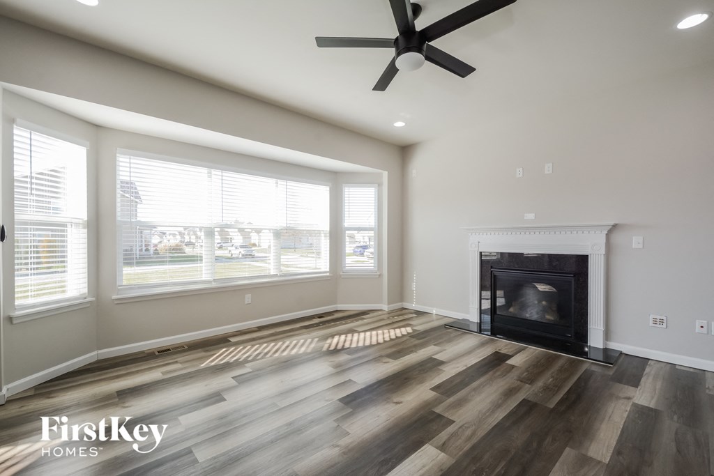 3248 Charlestowne Crossing 4 Beds House for Rent - Photo Gallery 2