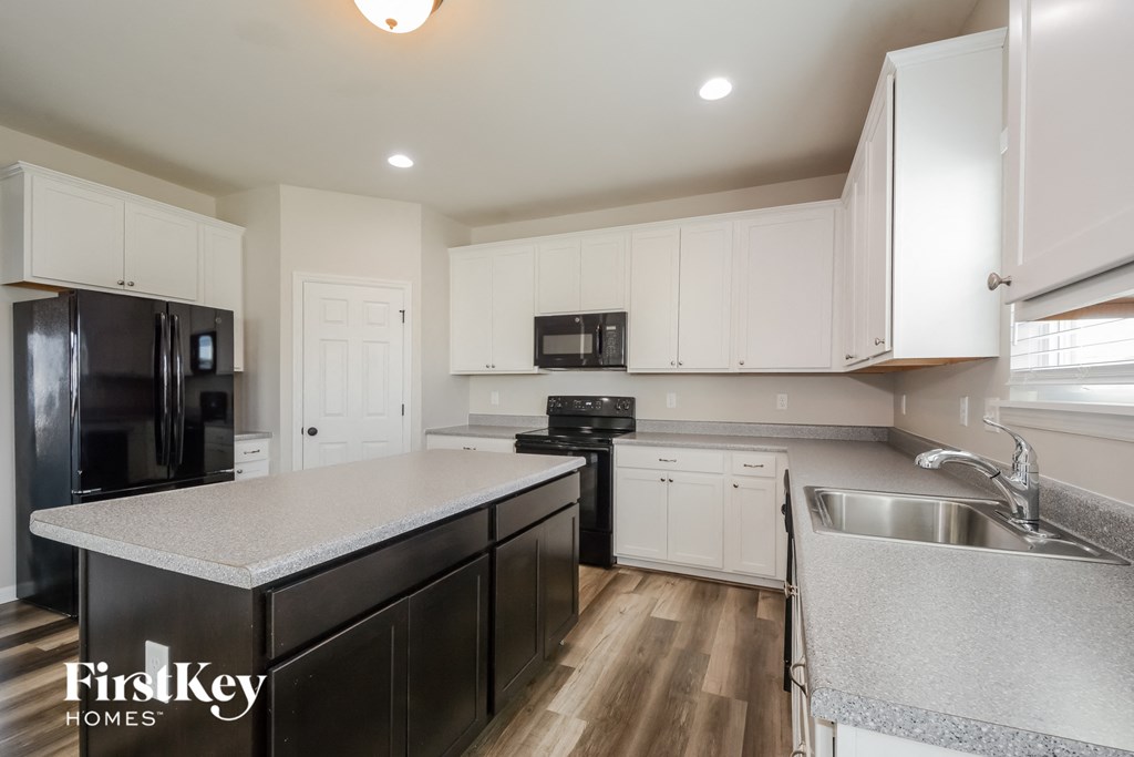 3248 Charlestowne Crossing 4 Beds House for Rent - Photo Gallery 6