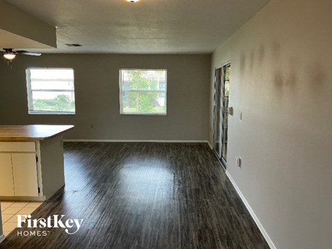 5820 LINCOLN ROAD 3 Beds Apartment for Rent