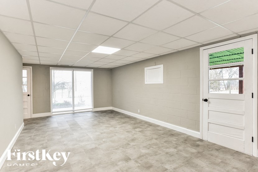 441 Northern Road 3 Beds House for Rent - Photo Gallery 5