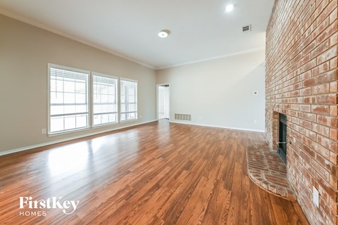 542 Renee Lane 4 Beds Apartment for Rent