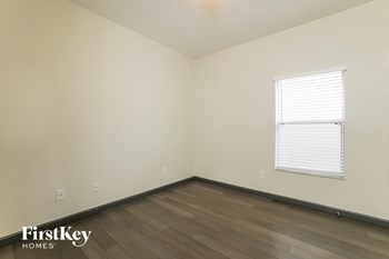 1478 DERBY GLEN DRIVE 5 Beds House for Rent - Photo Gallery 9