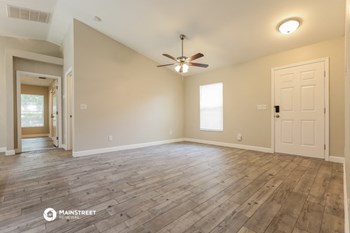 19095 ROOSEVELT AVE 3 Beds House for Rent - Photo Gallery 3